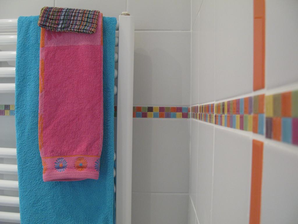 Les Chambres De L'Ile Longeville-les-Metz Room photo